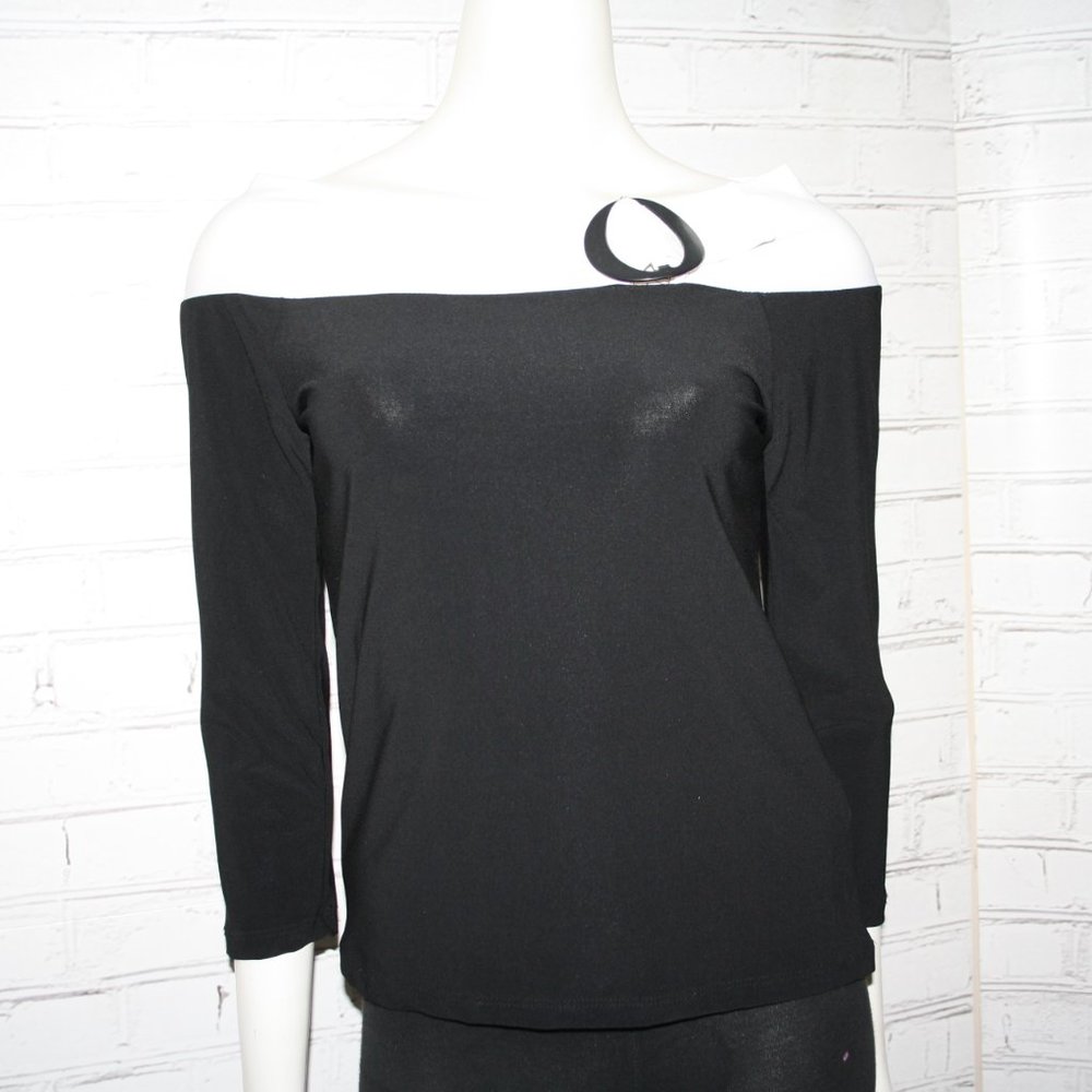 🖤🤍 Susan Lawrence · Cold Shoulder Blouse · Size S